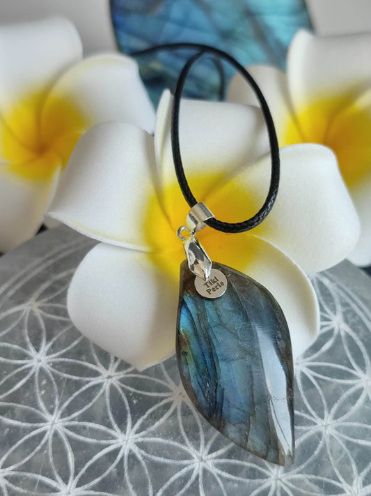 Pendentif Labradorite nuance bleue 2