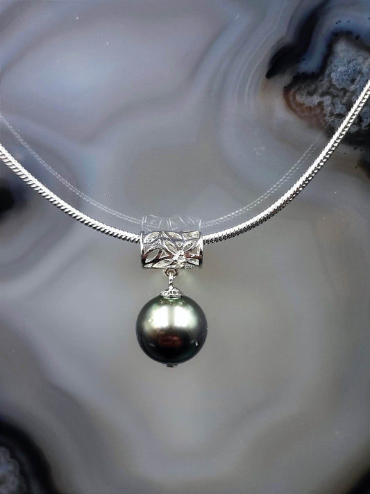 Pendentifs Tonneau femme en Argent et leurs Perles de Tahiti